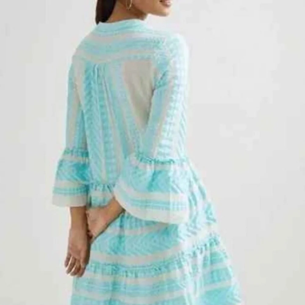 Devotion TWINS Aqua and White Geometric Dress - Picture 4 of 8